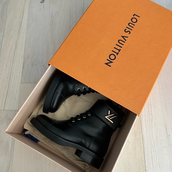 LOUIS VUITTON wonderland flat ranger boots black size 35 - Picture 4 of 5